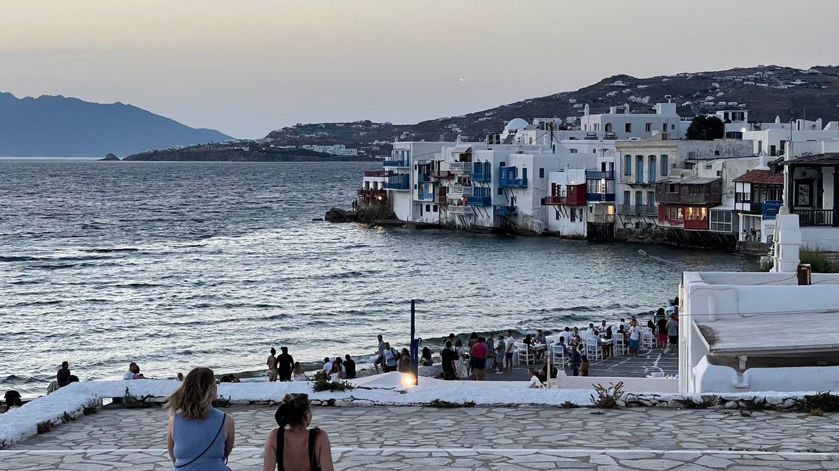 V Řecku rostou počty nakažených. Možná uzavřou některé ostrovy